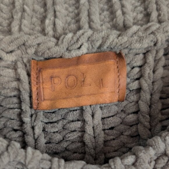 POL V-Neck Sweater - Olive, Cream, and Tan Stripes - Picture 3 of 4